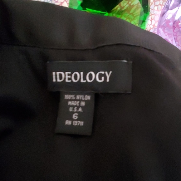 Ideology Black lace skirt pleated side zipper sz.6 - Picture 4 of 7